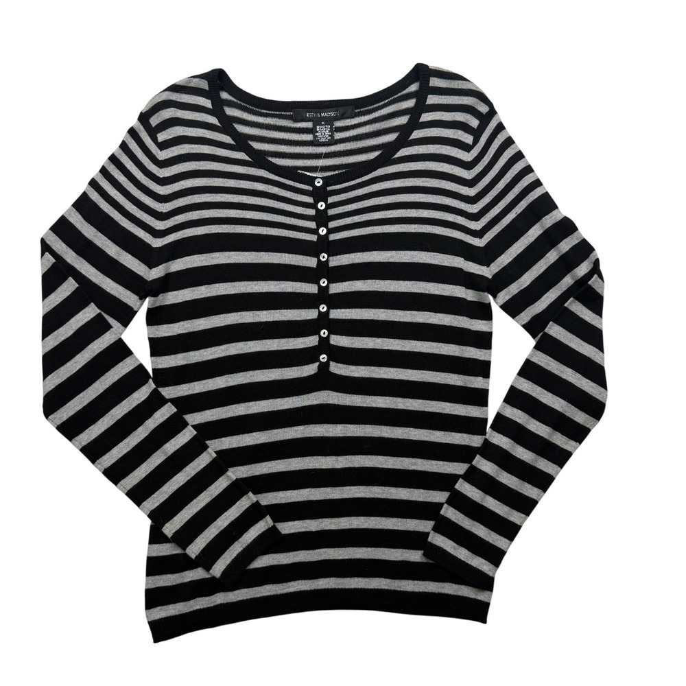 89th & Madison Black Gray Striped Henley Sweater Top NWT Medium